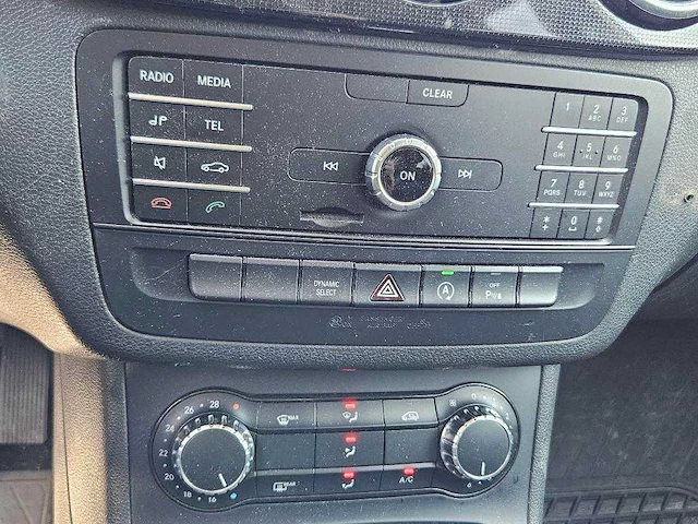 Mercedes benz b klasse 220 d ambition , zf-562-b - afbeelding 2 van  15