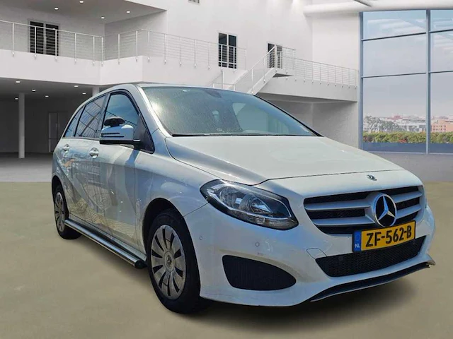 Mercedes benz b klasse 220 d ambition , zf-562-b - afbeelding 8 van  15