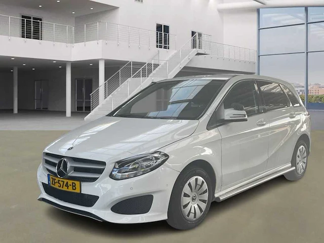 Mercedes-benz b-klasse 220 d ambition , zf-574-b - afbeelding 1 van  15