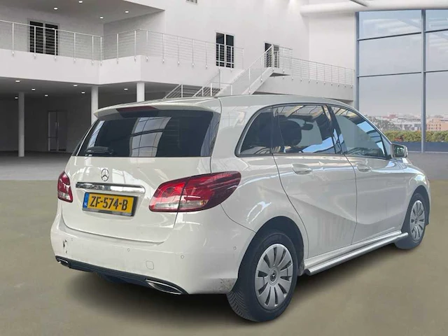 Mercedes-benz b-klasse 220 d ambition , zf-574-b - afbeelding 9 van  15