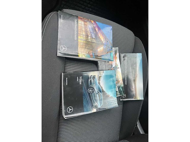 Mercedes benz b-klasse 220 d automaat cruise airco , tt-004-p - afbeelding 9 van  25