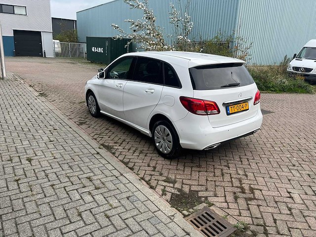 Mercedes benz b-klasse 220 d automaat cruise airco , tt-004-p - afbeelding 20 van  25