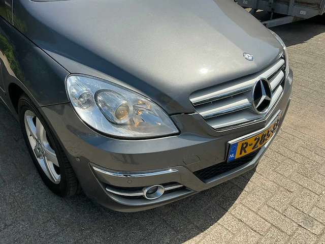 Mercedes-benz b-klasse personenauto - afbeelding 10 van  24