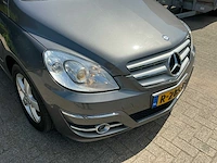 Mercedes-benz b-klasse personenauto - afbeelding 10 van  24
