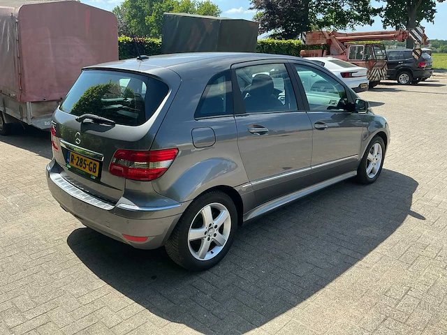 Mercedes-benz b-klasse personenauto - afbeelding 5 van  24