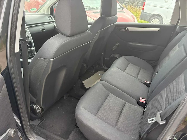 Mercedes-benz b150 automaat, 09-xl-kj - afbeelding 2 van  16
