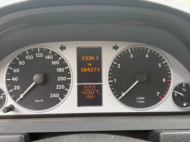Mercedes-benz b150 automaat, 09-xl-kj - afbeelding 8 van  16