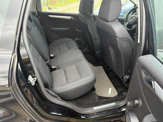 Mercedes-benz b150 automaat, 09-xl-kj - afbeelding 16 van  16