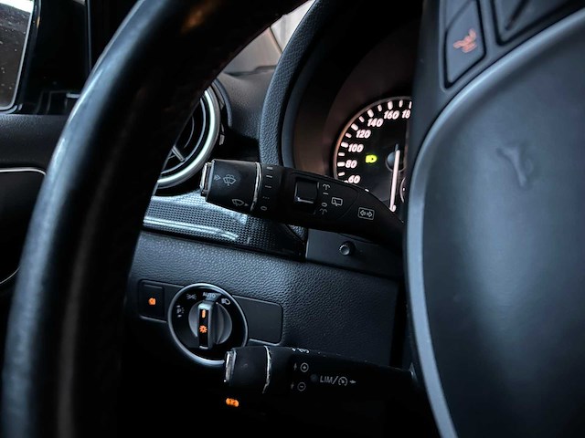 Mercedes-benz b180 ambition b-klasse 122pk 2012, 97-xkz-4 - afbeelding 15 van  38