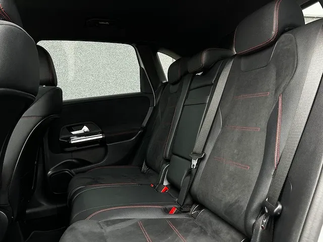 Mercedes-benz b180 business amg | p-471-pl - afbeelding 15 van  57
