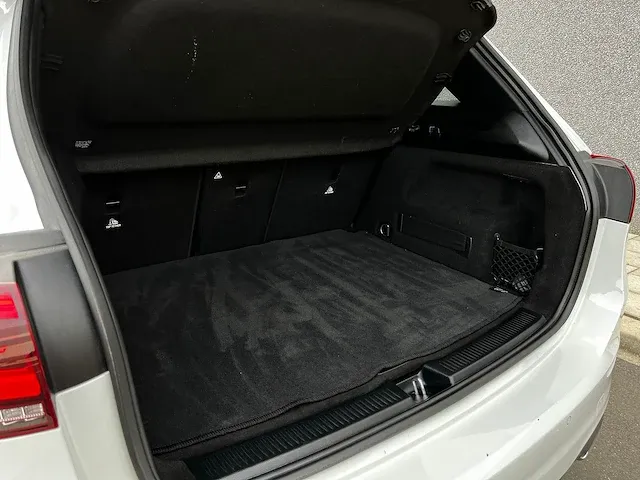 Mercedes-benz b180 business amg | p-471-pl - afbeelding 19 van  57