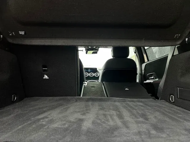 Mercedes-benz b180 business amg | p-471-pl - afbeelding 22 van  57
