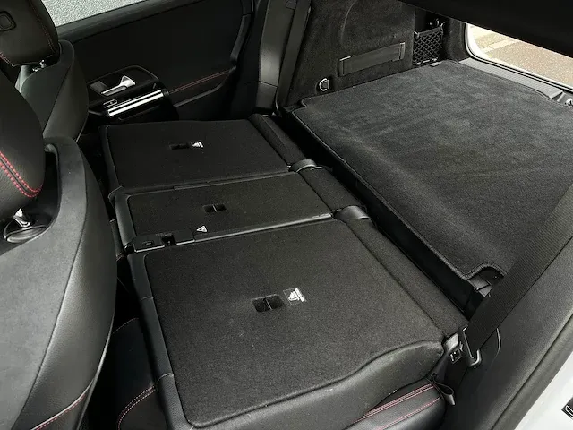 Mercedes-benz b180 business amg | p-471-pl - afbeelding 25 van  57