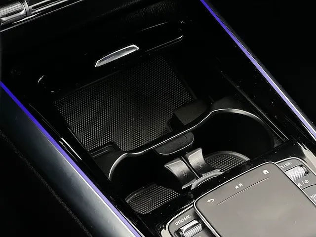 Mercedes-benz b180 business amg | p-471-pl - afbeelding 44 van  57