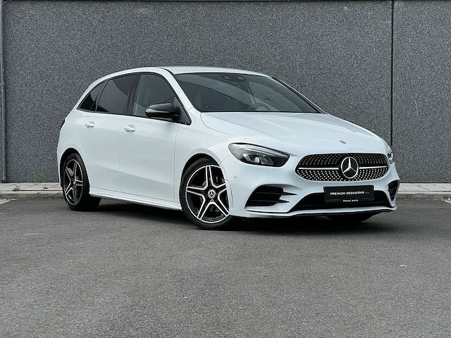 Mercedes-benz b180 business amg | p-471-pl - afbeelding 45 van  57