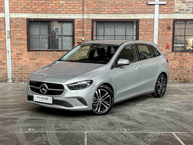 Mercedes-benz b180 hybrid 218pk 2023 b-klasse (fabrieksgarantie) - afbeelding 12 van  52