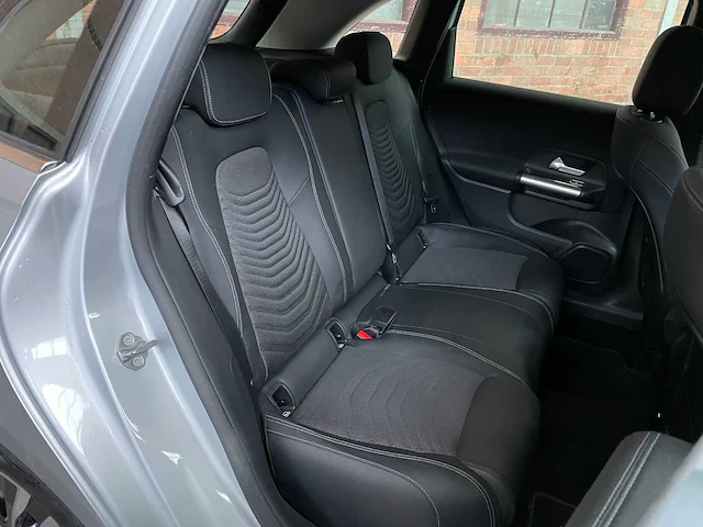 Mercedes-benz b180 hybrid 218pk 2023 b-klasse (fabrieksgarantie) - afbeelding 44 van  52
