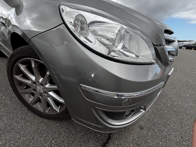 Mercedes-benz b180,2008 - afbeelding 20 van  33