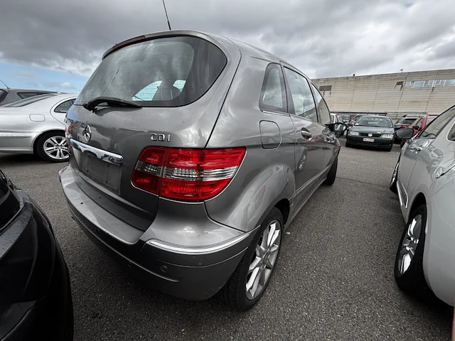 Mercedes-benz b180,2008 - afbeelding 28 van  33