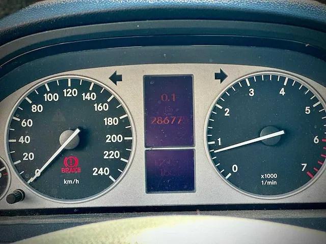 Mercedes-benz b200 2.0, 22-zk-gt - afbeelding 8 van  16