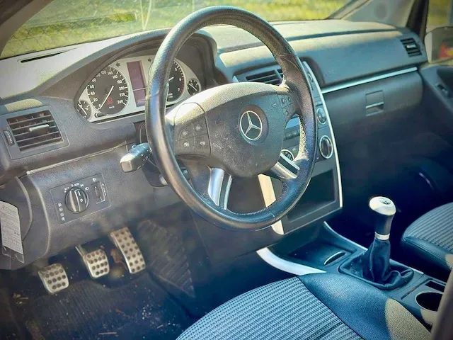 Mercedes-benz b200 2.0, 22-zk-gt - afbeelding 13 van  16