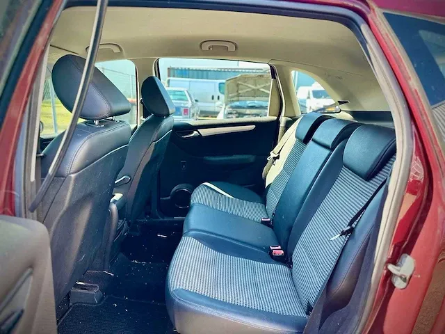 Mercedes-benz b200 2.0, 22-zk-gt - afbeelding 15 van  16