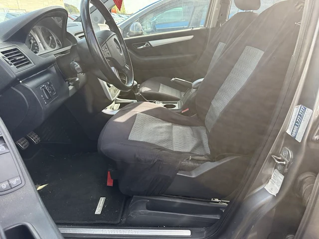 Mercedes-benz b,2008 - afbeelding 27 van  29