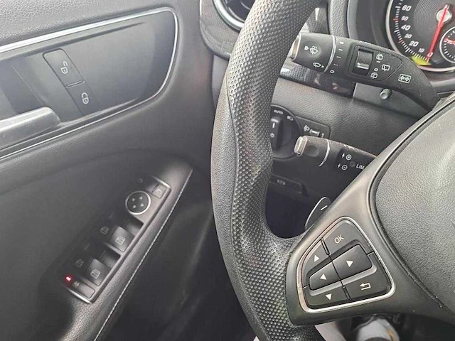 Mercedes-benz b220 d ambition automaat, g769ks - afbeelding 6 van  18