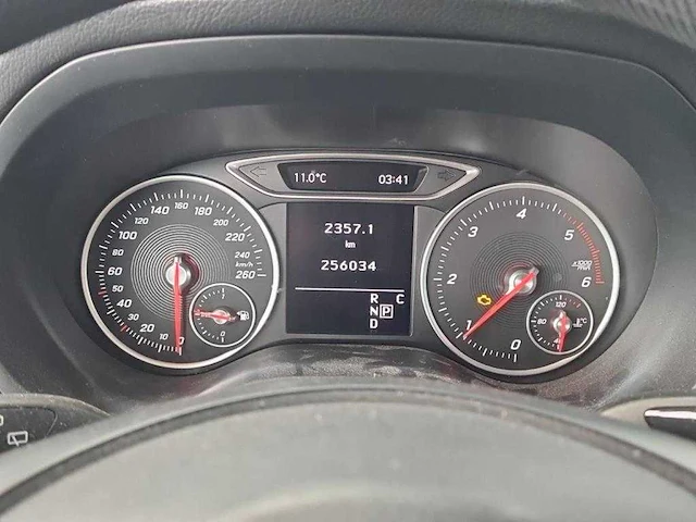 Mercedes-benz b220 d ambition automaat, g769ks - afbeelding 9 van  18