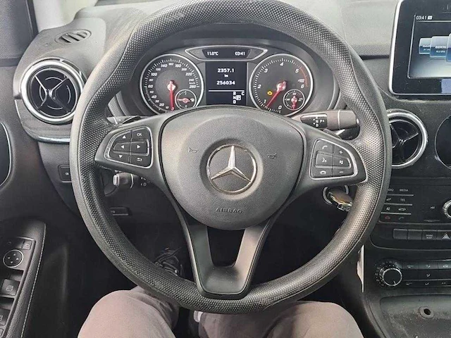 Mercedes-benz b220 d ambition automaat, g769ks - afbeelding 16 van  18