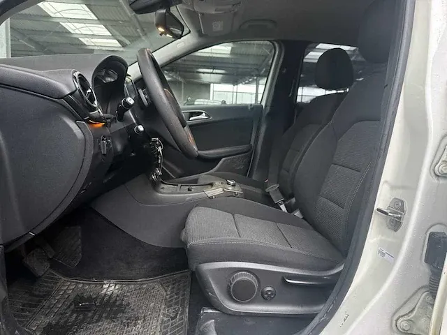 Mercedes-benz b220 d ambition automaat, tl-612-f - afbeelding 9 van  13