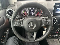 Mercedes-benz b220 d ambition automaat, tl-612-f - afbeelding 2 van  13