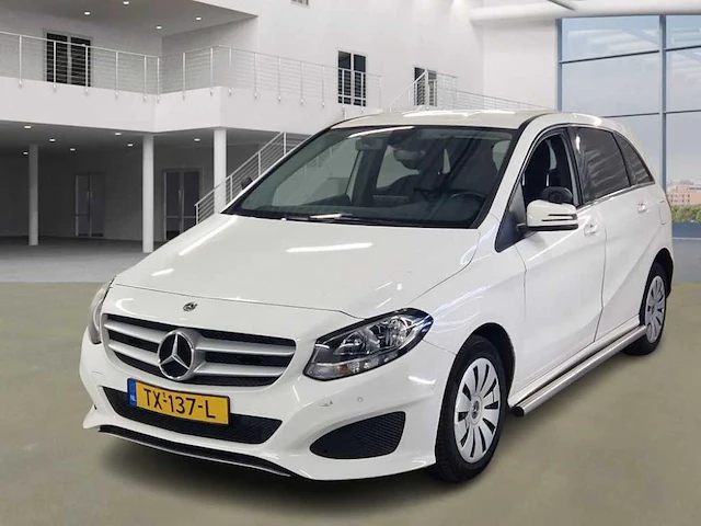 Mercedes-benz b220 d ambition automaat, tx-137-l - afbeelding 1 van  11
