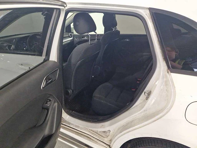 Mercedes-benz b220 d ambition automaat, tx-137-l - afbeelding 9 van  11