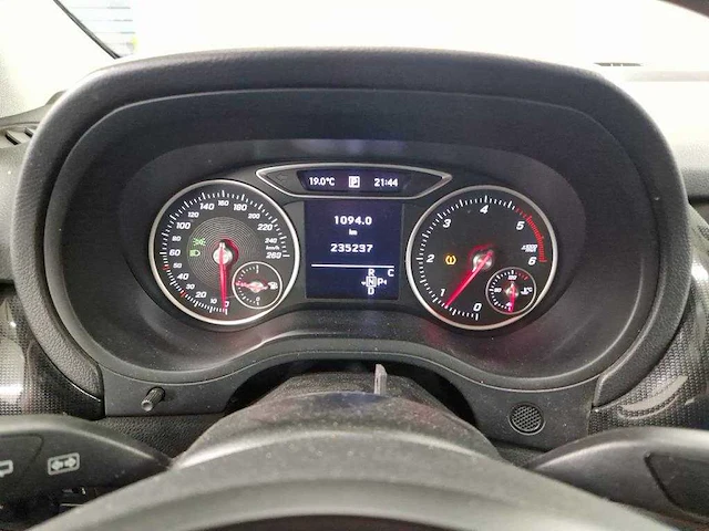 Mercedes-benz b220 d ambition automaat, zl-133-l - afbeelding 12 van  12