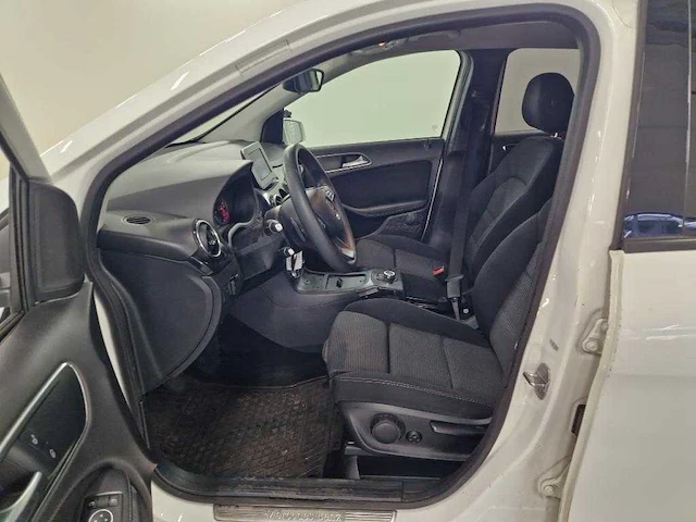Mercedes-benz b220 d ambition automaat, zl-133-l - afbeelding 8 van  12