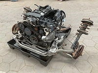 Mercedes benz benzine motor en versnellingsbak - afbeelding 4 van  5