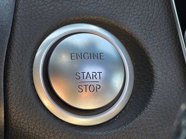 Mercedes-benz c-klasse 180 amg sport edition 2017 | pk-523-f - afbeelding 19 van  32