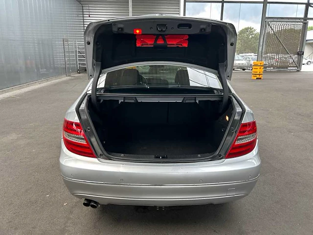 Mercedes-benz c-klasse 180 bnscl. avant , ; 52-zjv-2 - afbeelding 9 van  19