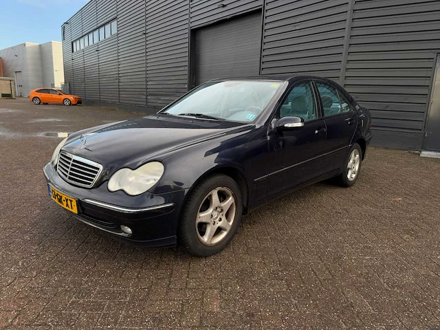 Mercedes benz c klasse 180 elegance, 13-gk-xt - afbeelding 1 van  20