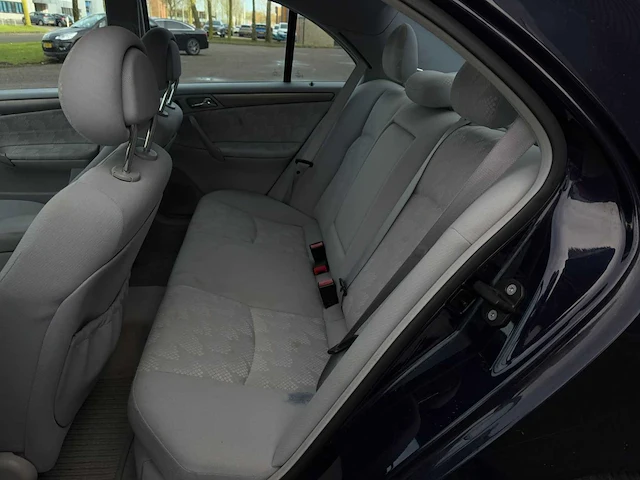 Mercedes benz c klasse 180 elegance, 13-gk-xt - afbeelding 18 van  20