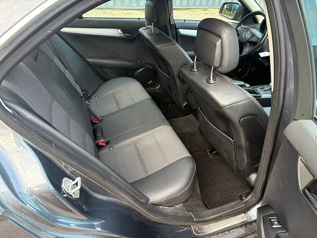 Mercedes-benz c klasse 180 k avantgarde automaat airco cruise, j-732-nt - afbeelding 15 van  28