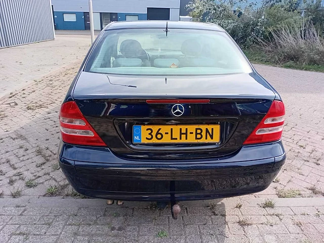 Mercedes-benz c-klasse 180 k. classic , 36-lh-bn - afbeelding 13 van  27