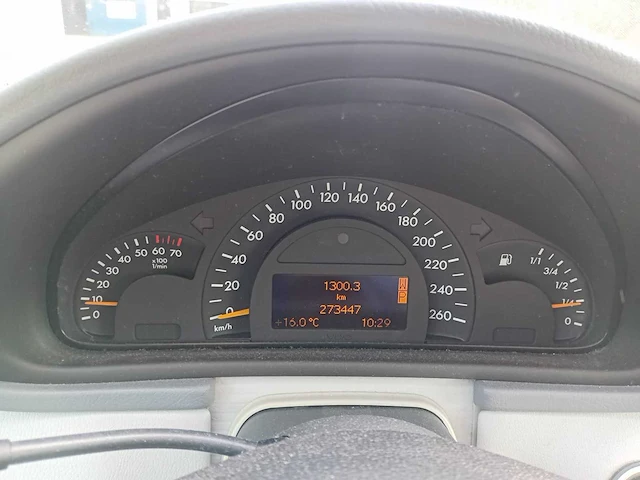Mercedes-benz c-klasse 180 k. classic , 36-lh-bn - afbeelding 26 van  27