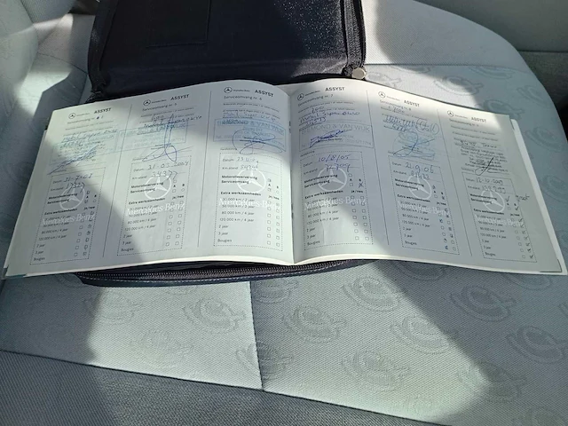 Mercedes-benz c-klasse 180 k. classic , 36-lh-bn - afbeelding 17 van  27