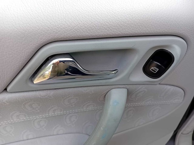 Mercedes-benz c-klasse 180 k. classic , 36-lh-bn - afbeelding 6 van  27