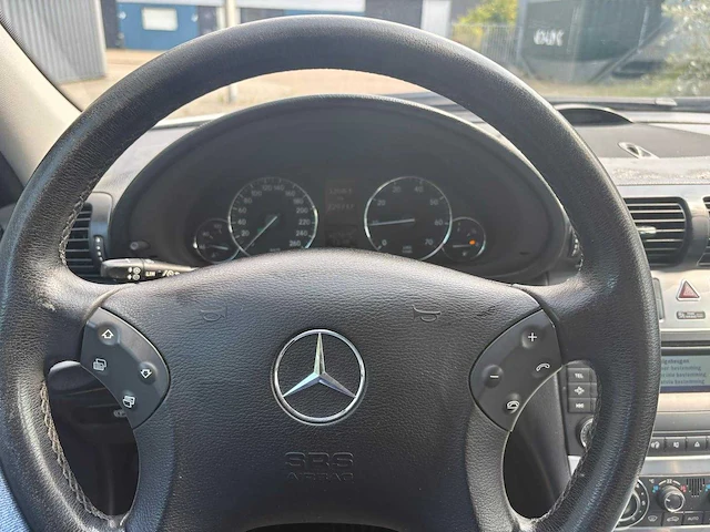 Mercedes-benz c-klasse 200 k. avantgarde , 54-tl-tx - afbeelding 30 van  32