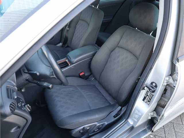 Mercedes-benz c-klasse 200 k. elegance, 2000, 09-xf-fg - afbeelding 11 van  33