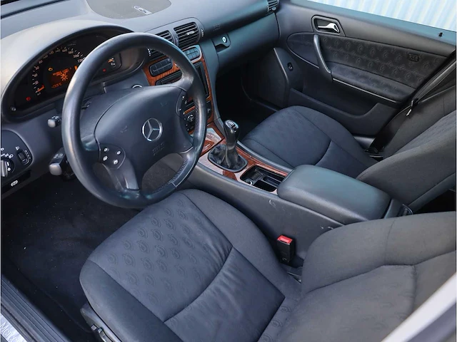 Mercedes-benz c-klasse 200 k. elegance, 2000, 09-xf-fg - afbeelding 9 van  33