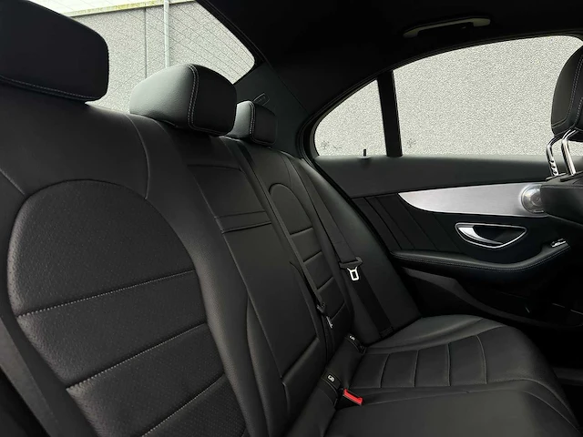Mercedes-benz c-klasse 400 4matic prestige | p-666-zt - afbeelding 18 van  39